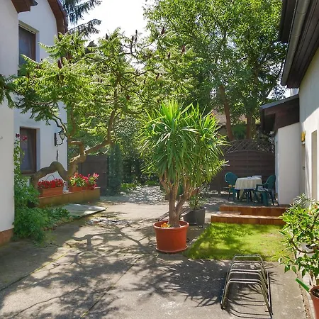 Haus Friederike 게스트하우스 3*